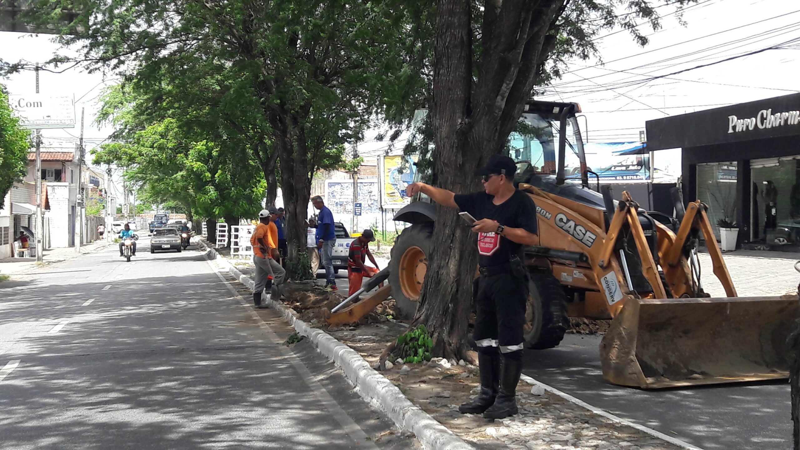 STTP INFORMA: Interdição de Via na Avenida Almirante Barroso