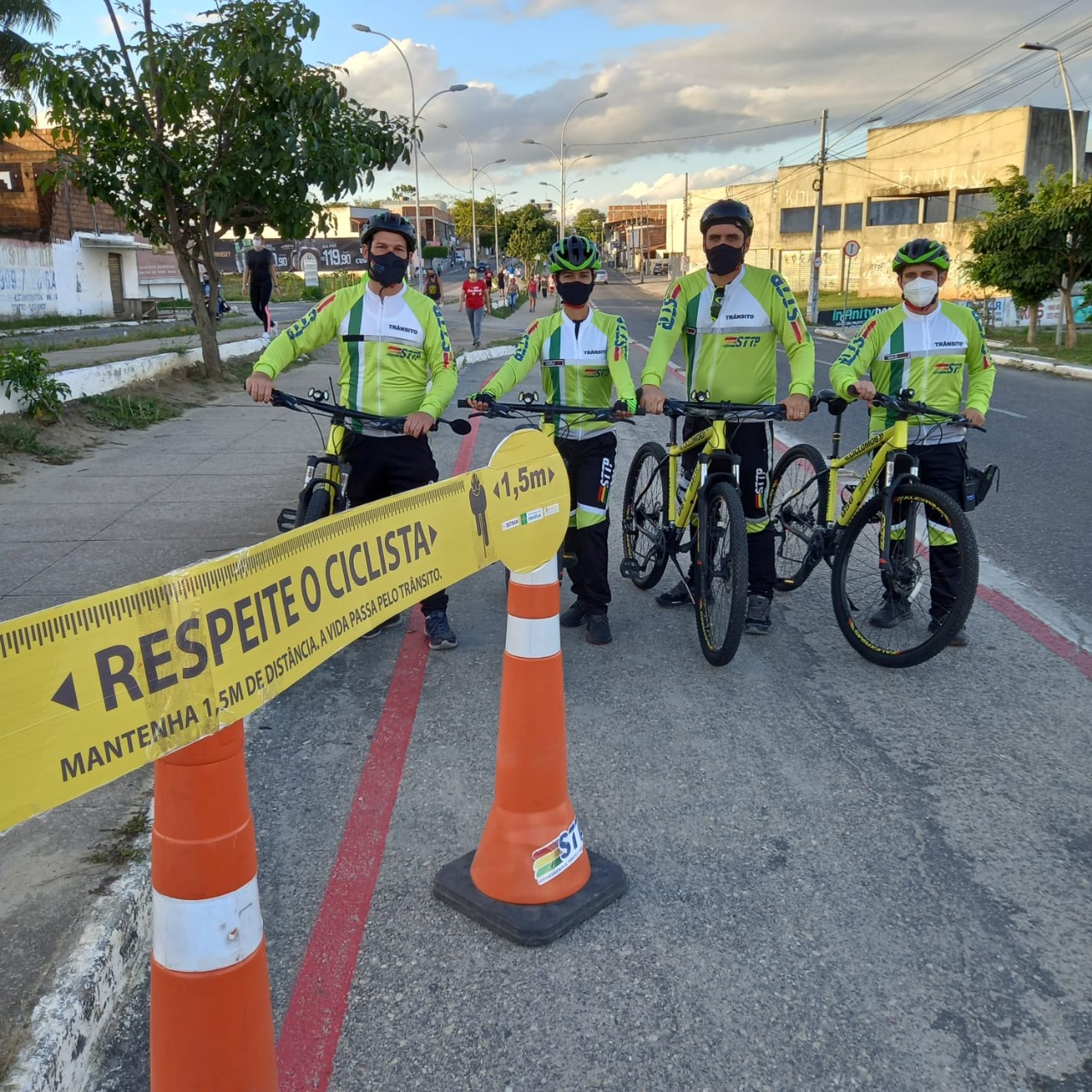 Prefeitura realiza comandos educativos alusivos ao dia do ciclista