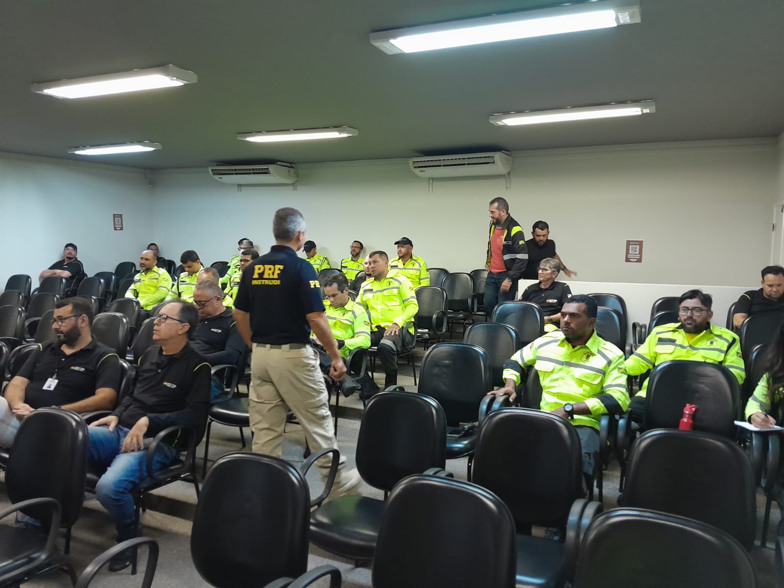 Agentes da STTP recebem capacitação sobre novas alterações no Código de Trânsito Brasileiro